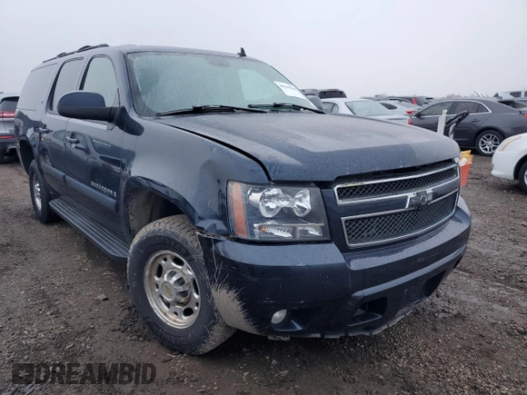 2007 Chevrolet Suburban LT with VIN 3GNGK26K97G302784, listed as a Copart auction lot 79525534 with 297,129 mi miles and Clean Title. Bid and sale history available at DreamBid. Image 4.