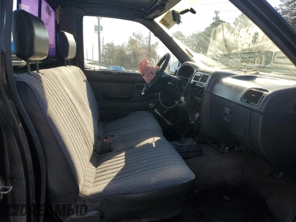 1996 Nissan Frontier XE с VIN 1N6SD11S3TC306337, выставлен на аукционе Copart как лот 47451855 с пробегом 216 821 миль миль и Списание • Salvage title. История ставок и продаж доступна на DreamBid. Изображение 10.