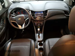 2020 Chevrolet Trax LT z VIN 3GNCJPSB9LL195774, wystawiony jako Copart lot #54203405 z przebiegiem 42 744 mil mil oraz Szkoda całkowita • Salvage title. Historia ofert i sprzedaży dostępna na DreamBid. Obrazek 8.