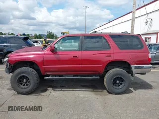 1999 Toyota 4Runner SR5 with VIN JT3GN86R8X0109096, listed as a IAAI auction lot 42322358 with 273,905 mi miles and . Bid and sale history available at DreamBid. Image 14.