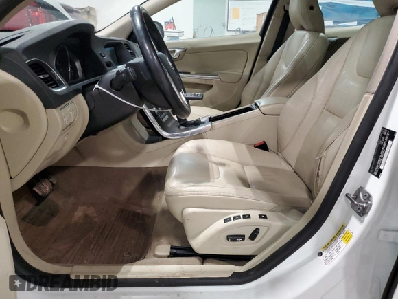 2014 Volvo S60 T5 with VIN YV1612FS9E2280986, listed as a Copart auction lot 54406225 with 161,414 mi miles and Clean Title. Bid and sale history available at carsss.com. Image 7.