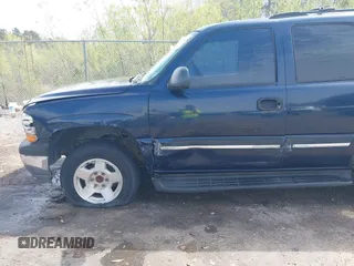 2004 Chevrolet Tahoe LT with VIN 1GNEC13Z84R209220, listed as a IAAI auction lot 41867643 with 385,229 mi miles. Bid and sale history available at carsss.com. Image 6.