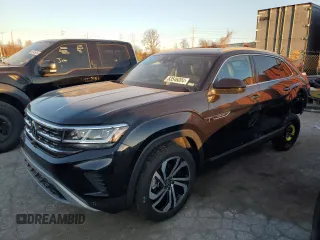 2021 Volkswagen Atlas SEL Premium z VIN 1V2TC2CA0MC204403, wystawiony jako Copart lot #83546004 z przebiegiem 30 314 mil mil oraz Szkoda całkowita • Salvage title. Historia ofert i sprzedaży dostępna na DreamBid. Obrazek 1.
