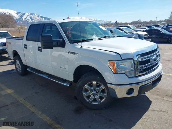 2014 Ford F-150 XL with VIN 1FTFW1ET4EFA29894, listed as a IAAI auction lot 41761318 with NaN miles. Bid and sale history available at carsss.com. Image 1.