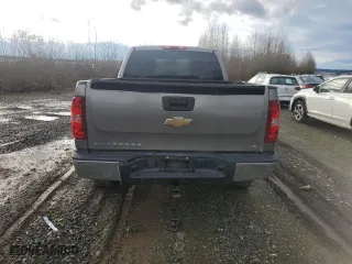 2009 Chevrolet Silverado 1500 Work Truck with VIN 1GCEK19C69Z214938, listed as a Copart auction lot 84457454 with 156,114 mi miles and Salvage Title. Bid and sale history available at carsss.com. Image 6.