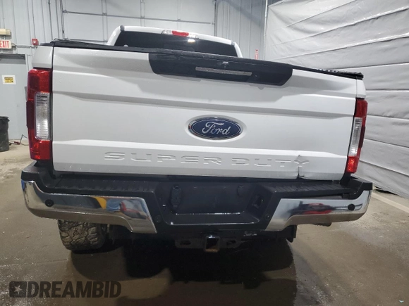 2018 Ford F-350 XL z VIN 1FT8W3BT0JEC03730, wystawiony jako Copart lot #48977245 z przebiegiem 170 202 mil mil oraz Szkoda całkowita • Salvage title. Historia ofert i sprzedaży dostępna na DreamBid. Obrazek 6.