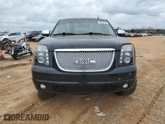 2010 GMC Yukon SLT with VIN 1GKMCCE35AR213217, listed as a Copart auction lot 46132185 with 275,571 mi miles and Salvage Title. Bid and sale history available at carsss.com. Image 5.