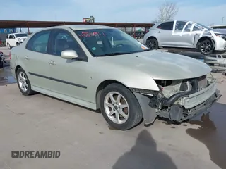 2007 Saab 9-3 with VIN YS3FD49YX71006156, listed as a IAAI auction lot 41824717 with 95,136 mi miles. Bid and sale history available at carsss.com. Image 1.