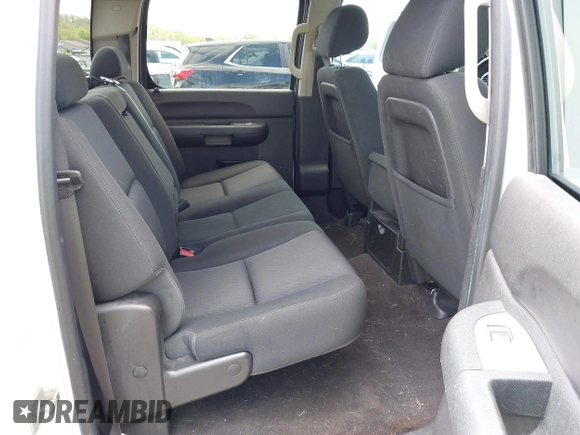 2013 Chevrolet Silverado 1500 LT with VIN 3GCPKSE70DG185517, listed as a IAAI auction lot 42062395 with 173,083 mi miles and . Bid and sale history available at DreamBid. Image 8.