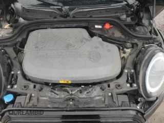 2023 MINI Hardtop Cooper SE z VIN WMW13DJ04P2U22804, wystawiony jako Copart lot #51372015 z przebiegiem 30 903 mil mil oraz Szkoda całkowita • Salvage title. Historia ofert i sprzedaży dostępna na DreamBid. Obrazek 11.