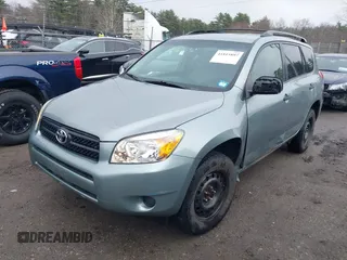 2008 Toyota RAV4 with VIN JTMBD33V586068504, listed as a IAAI auction lot 41815897 with 157,563 mi miles. Bid and sale history available at carsss.com. Image 2.
