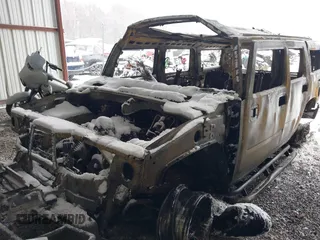 2003 Hummer H2 with VIN 5GRGN23U43H144553, listed as a IAAI auction lot 41608750 with Not Provided miles. Bid and sale history available at carsss.com. Image 6.