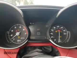 2020 Alfa Romeo Giulia z VIN ZARFANAN0L7626325, wystawiony jako Copart lot #86825494 z przebiegiem 51 174 mil mil oraz Szkoda całkowita • Salvage title. Historia ofert i sprzedaży dostępna na DreamBid. Obrazek 9.