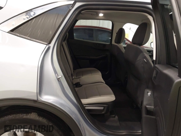 2022 Ford Escape SE с VIN 1FMCU0G64NUB71518, выставлен на аукционе IAAI как лот 42196475 с пробегом 9 389 миль миль и . История ставок и продаж доступна на DreamBid. Изображение 8.