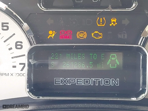 2014 Ford Expedition EL XLT with VIN 1FMJK1H55EEF13111, listed as a IAAI auction lot 41748977 with 261,286 mi miles. Bid and sale history available at carsss.com. Image 15.