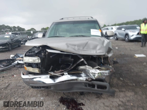 2002 Chevrolet Tahoe LT with VIN 1GNEC13Z62J233110, listed as a IAAI auction lot 42460607 with 329,196 mi miles and . Bid and sale history available at DreamBid. Image 12.