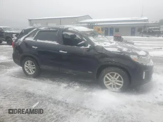 2014 Kia Sorento LX with VIN 5XYKTDA70EG511079, listed as a Copart auction lot 83222574 with 0 mi miles and Salvage Title. Bid and sale history available at carsss.com. Image 4.