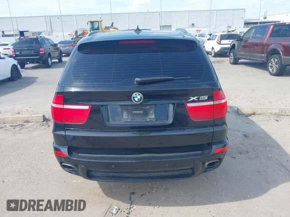 2010 BMW X5 z VIN 5UXFE8C52AL311929, wystawiony jako IAAI lot #42029162 z przebiegiem 182 369 mil mil oraz . Historia ofert i sprzedaży dostępna na DreamBid. Obrazek 16.