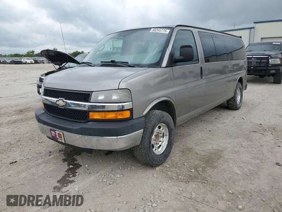 2007 Chevrolet Express Passenger with VIN 1GAHG39U771237121, listed as a Copart auction lot 60245775 with 187,005 mi miles and Salvage title. Bid and sale history available at DreamBid. Image 1.