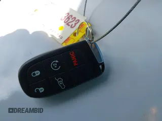 2018 Jeep Grand Cherokee Overland с VIN 1C4RJFCG5JC487695, выставлен на аукционе IAAI как лот 42177419 с пробегом 68 668 миль миль и . История ставок и продаж доступна на DreamBid. Изображение 11.