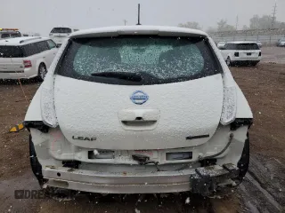 2017 Nissan LEAF S with VIN 1N4BZ0CP0HC301858, listed as a Copart auction lot 52123115 with 46,148 mi miles and Salvage Title. Bid and sale history available at carsss.com. Image 6.