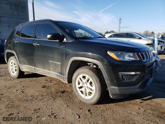 2018 Jeep Compass Sport with VIN 3C4NJDAB4JT179142, listed as a Copart auction lot 84471154 with 139,435 mi miles and Salvage Title. Bid and sale history available at carsss.com. Image 4.
