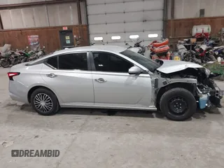 2020 Nissan Altima 2.5 S with VIN 1N4BL4BVXLC250435, listed as a IAAI auction lot 42005267 with 48,204 mi miles. Bid and sale history available at carsss.com. Image 13.