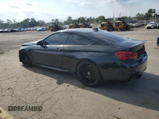 2018 BMW M4 with VIN WBS4Y9C57JAG66687, listed as a Copart auction lot 59283414 with 86,029 mi miles and Salvage Title. Bid and sale history available at carsss.com. Image 2.