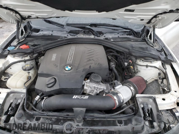 2016 BMW 4 Series 435i xDrive z VIN WBA3R5C59GK374383, wystawiony jako Copart lot #87587245 z przebiegiem 140 897 mil mil oraz Czysty tytuł • Clean title. Historia ofert i sprzedaży dostępna na DreamBid. Obrazek 11.