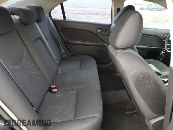 2010 Mercury Milan with VIN 3MEHM0HA1AR607674, listed as a Copart auction lot 54828535 with 105,753 mi miles and Salvage title. Bid and sale history available at DreamBid. Image 10.