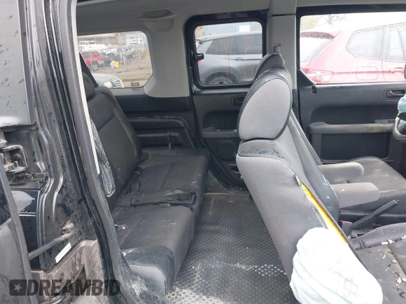2004 Honda Element EX with VIN 5J6YH286X4L009044, listed as a IAAI auction lot 42020272 with 158,967 mi miles and . Bid and sale history available at DreamBid. Image 8.