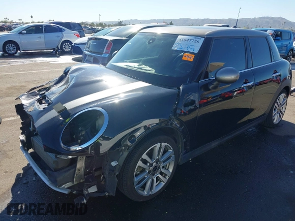 2017 MINI Hardtop 4 Door Cooper S z VIN WMWXU3C56H2D33072, wystawiony jako IAAI lot #41847726 z przebiegiem 81 783 mil mil oraz . Historia ofert i sprzedaży dostępna na DreamBid. Obrazek 18.