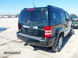 2012 Jeep Liberty Sport Latitude z VIN 1C4PJMAK7CW192375, wystawiony jako IAAI lot #41639506 z przebiegiem 123 248 mil mil oraz . Historia ofert i sprzedaży dostępna na DreamBid. Obrazek 4.