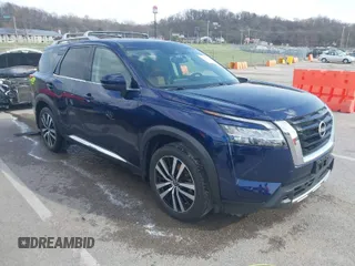 2023 Nissan Pathfinder Platinum с VIN 5N1DR3DK6PC213530, выставлен на аукционе IAAI как лот 41811625 с пробегом 23 903 миль миль и . История ставок и продаж доступна на DreamBid. Изображение 1.