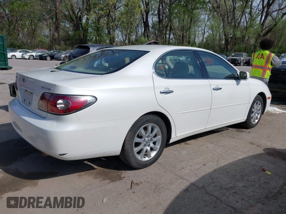 2004 Lexus ES 350 with VIN JTHBA30G945001806, listed as a IAAI auction lot 42027534 with 132,323 mi miles and . Bid and sale history available at DreamBid. Image 4.