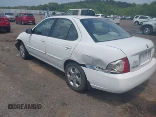 2006 Nissan Sentra S z VIN 3N1CB51D36L607269, wystawiony jako IAAI lot #42252022 z przebiegiem 290 122 mil mil oraz . Historia ofert i sprzedaży dostępna na DreamBid. Obrazek 3.