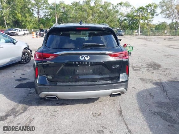 2019 Infiniti QX50 LUXE with VIN 3PCAJ5M10KF108026, listed as a IAAI auction lot 41717530 with NaN miles. Bid and sale history available at carsss.com. Image 16.