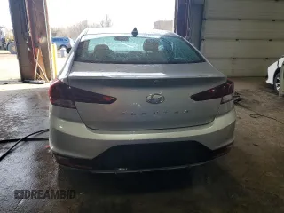 2020 Hyundai Elantra SEL z VIN 5NPD84LFXLH562366, wystawiony jako Copart lot #49205905 z przebiegiem 77 346 mil mil oraz Szkoda całkowita • Salvage title. Historia ofert i sprzedaży dostępna na DreamBid. Obrazek 6.