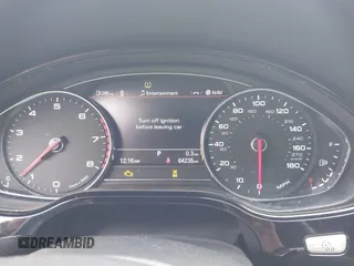 2013 Audi A8 3.0L с VIN WAURGAFD8DN012938, выставлен на аукционе IAAI как лот 42334901 с пробегом 64 235 миль миль и . История ставок и продаж доступна на DreamBid. Изображение 7.
