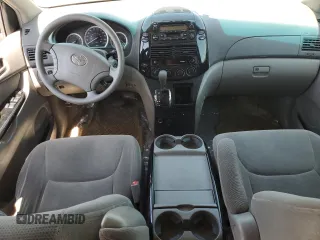 2004 Toyota Sienna CE with VIN 5TDZA23C74S214928, listed as a Copart auction lot 53301975 with Not Provided miles and Clean Title. Bid and sale history available at DreamBid. Image 8.