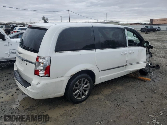 2016 Chrysler Town & Country S with VIN 2C4RC1HG0GR158750, listed as a Copart auction lot 47882995 with 0 mi miles and Salvage Title. Bid and sale history available at carsss.com. Image 3.