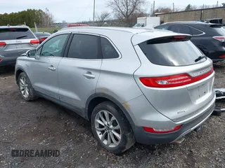 2015 Lincoln MKC with VIN 5LMTJ2AH6FUJ10863, listed as a IAAI auction lot 41983116 with 111,250 mi miles. Bid and sale history available at carsss.com. Image 3.