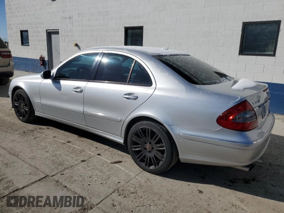 2007 Mercedes-Benz E-Class 3.5L with VIN WDBUF87X27X214750, listed as a Copart auction lot 49514575 with 174,551 mi miles and Clean Title. Bid and sale history available at carsss.com. Image 2.