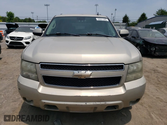 2008 Chevrolet Tahoe 3LT z VIN 1GNFK13078J175980, wystawiony jako Copart lot #59891595 z przebiegiem 234 081 mil mil oraz Czysty tytuł • Clean title. Historia ofert i sprzedaży dostępna na DreamBid. Obrazek 5.