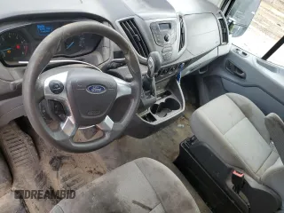2016 Ford Transit Cargo z VIN 1FTYR1ZM9GKB36887, wystawiony jako Copart lot #52280045 z przebiegiem 179 899 mil mil oraz Czysty tytuł • Clean title. Historia ofert i sprzedaży dostępna na DreamBid. Obrazek 8.