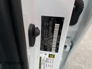 2024 Toyota Corolla Cross LE z VIN 7MUCAAAG2RV100676, wystawiony jako Copart lot #56000675 z przebiegiem 12 471 mil mil oraz Tytuł czysty. Historia ofert i sprzedaży dostępna na DreamBid. Obrazek 13.