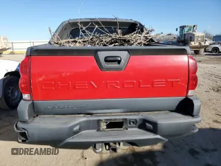 2002 Chevrolet Avalanche z VIN 3GNEC13T02G267332, wystawiony jako Copart lot #41855985 z przebiegiem Nie podano mil oraz Szkoda całkowita • Salvage title. Historia ofert i sprzedaży dostępna na DreamBid. Obrazek 6.