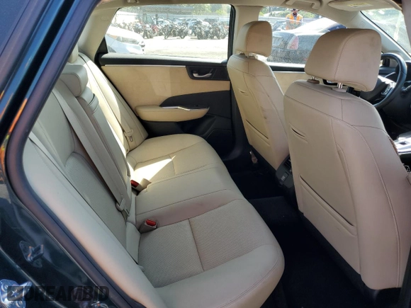 2018 Honda Clarity Plug-In Hybrid Touring with VIN JHMZC5F36JC009488, listed as a Copart auction lot 69550083 with 100,801 mi miles. Bid and sale history available at carsss.com. Image 10.