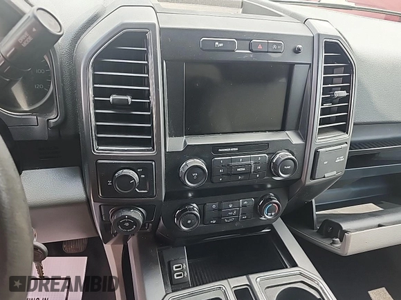 2020 Ford F-150 with VIN 1FTFX1C49LKD53369, listed as a IAAI auction lot 42725370 with 187,970 mi miles and . Bid and sale history available at DreamBid. Image 19.