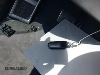 2019 Lamborghini Urus z VIN ZPBUA1ZL6KLA06025, wystawiony jako IAAI lot #41582035 z przebiegiem 71 842 mil mil oraz . Historia ofert i sprzedaży dostępna na DreamBid. Obrazek 11.
